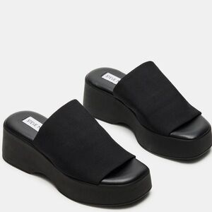 Steve Madden Slinky Black platform slides 90s style sandals